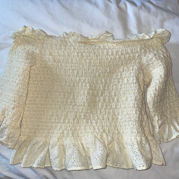 American Eagle Cream Ribbed Top with Ruffles - Picture 4 of 5